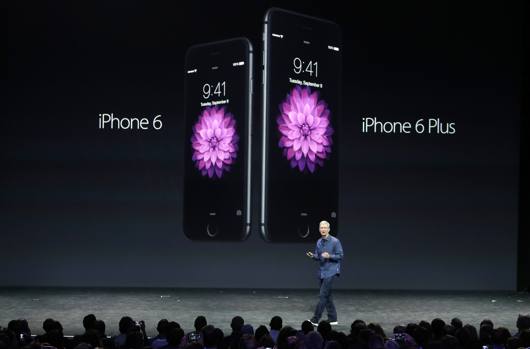 Tim Cook ci svela i segreti dell'iPhone 6 ed 6 Plus