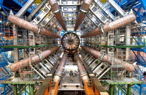 Cern: osservata la collisione di fasci di protoni ad energia record