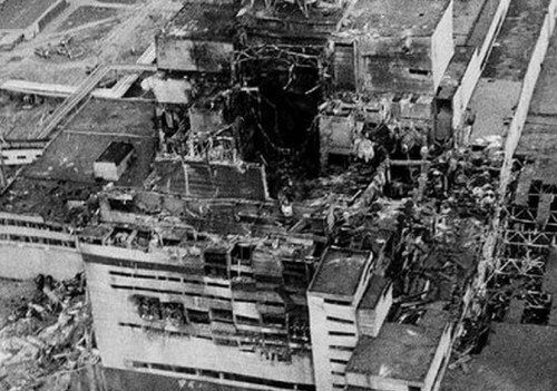 La foto del reattore numero quattro di Chernobyl scattata subito dopo il disastro
