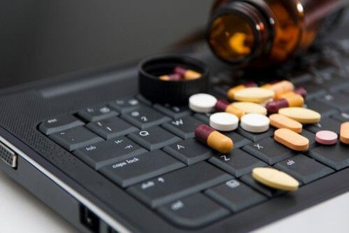 Farmaci online: da oggi anche in Italia senza obbligo di prescrizione