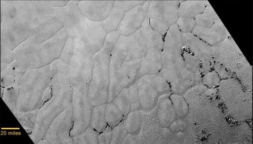 pianure ghiacciate su Plutone