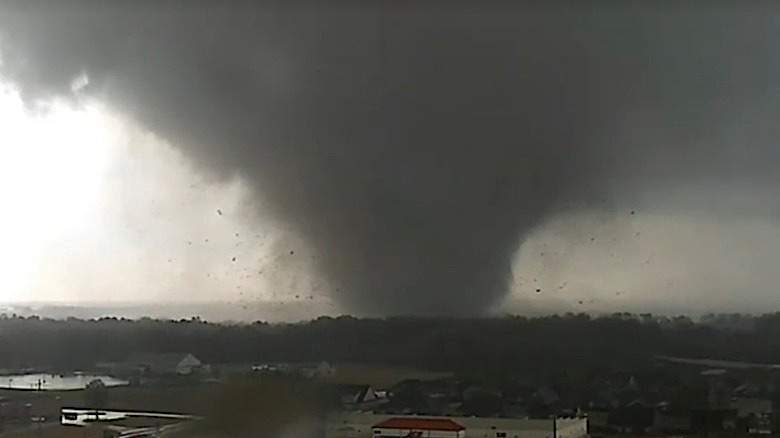 cropped-jonesboro-tornado-1.jpg