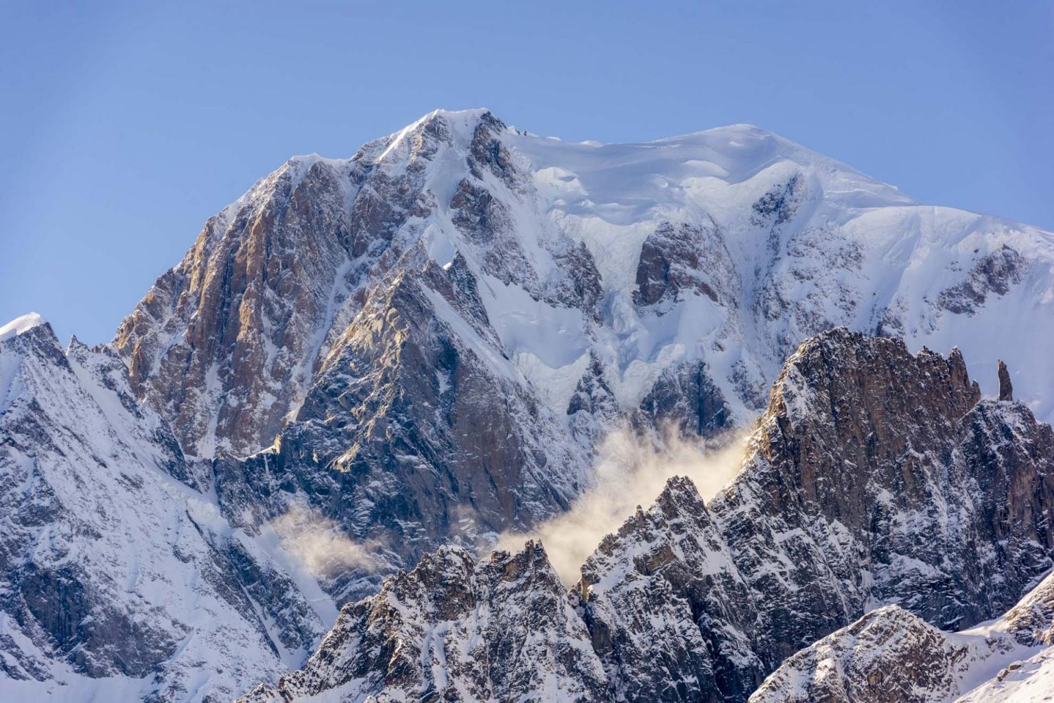 Il Monte Bianco Si Abbassa Di Un Metro Cala Ancora Laltezza Della Vetta Deuropa La