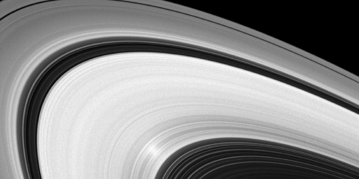 anelli-di-Saturno-1.jpg