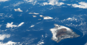 Un'immagine dell'isola di Hawaii nel Pacifico scattata dalla NASA ISS