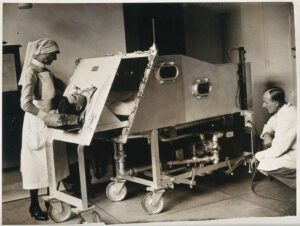 iron-lung-m.jpg