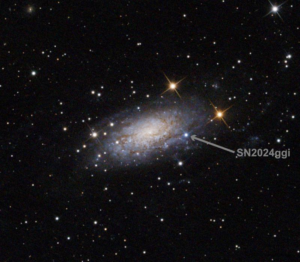 La supernova SN2024ggi contro la vicina galassia NGC 3621, fotografata da Duncan Milburn dai sobborghi di Sydney