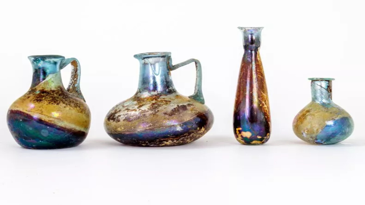 remarkable-roman-glassware-france-1-1.jpg