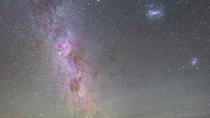 Il mistero delle galassie nane vicino alla Via Lattea