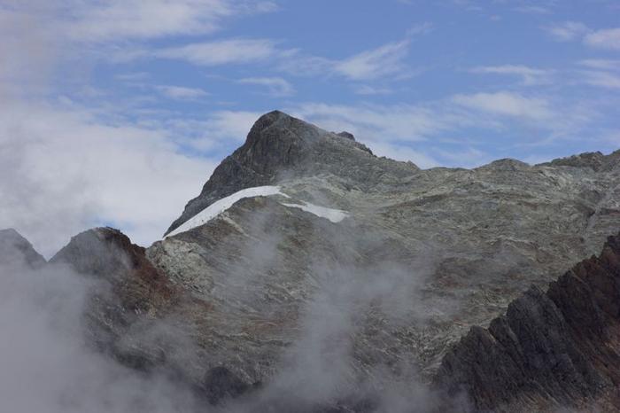 humboldt-glacier-venezuela-m-1.jpg