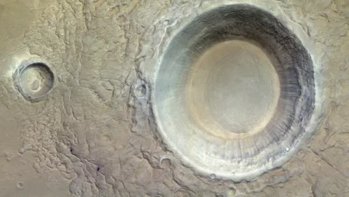 ExoMars fotografa un gigantesco cratere da impatto su Marte