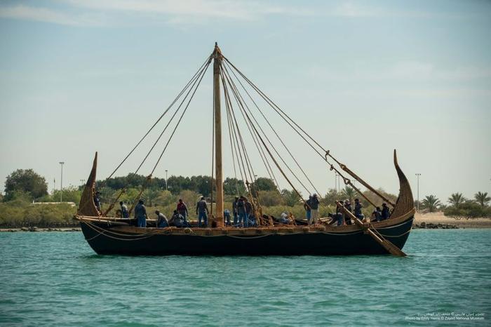 bronze-age-magan-boat-m-1.jpg