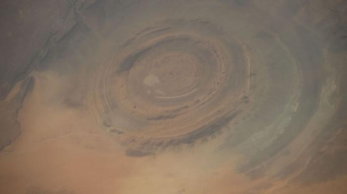 La misteriosa Struttura di Richat: l’occhio del Sahara visto dallo spazio