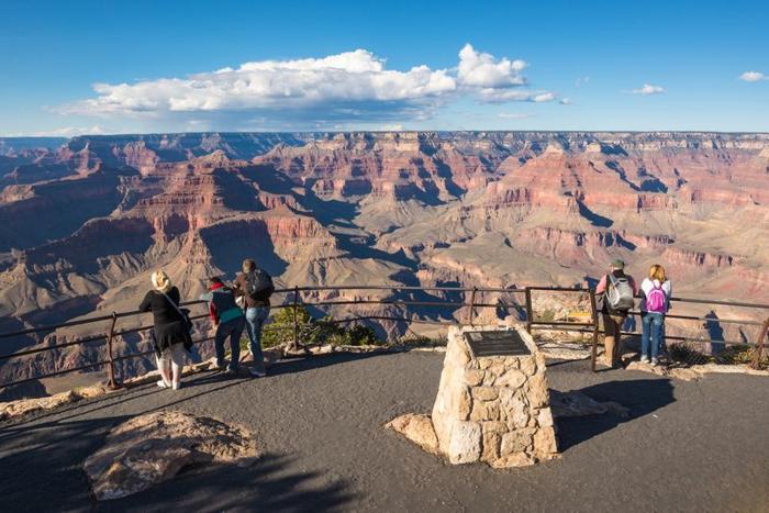 Ridurre i Rifiuti al Grand Canyon con Stoviglie Riutilizzabili