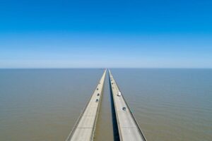 lake-pontchartrain-causeway-bridge-m.jpg