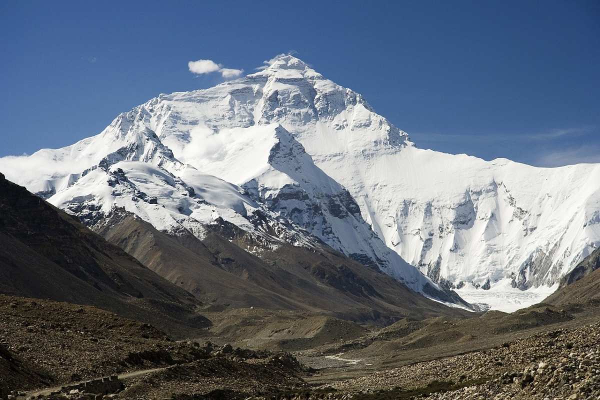 Everest, spedizione trova i resti di Andrew Irvine