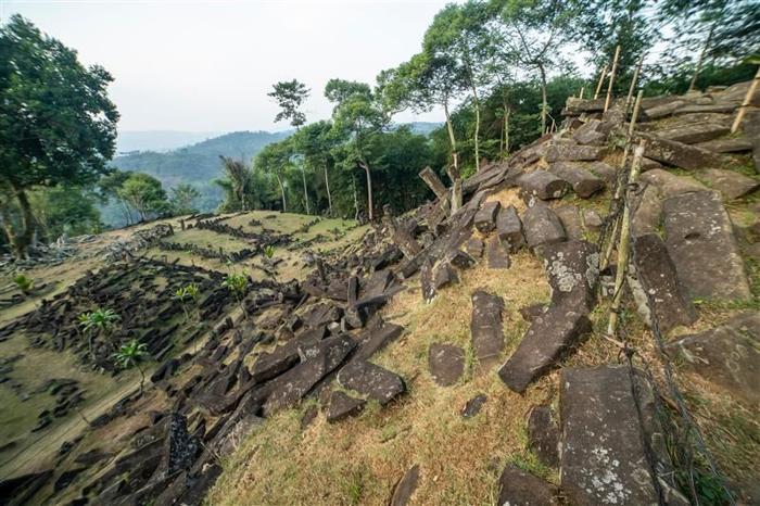 gunung-padang-m.jpg