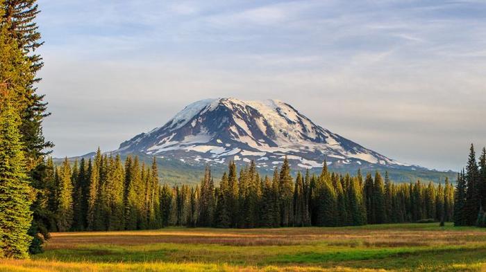 mount-adams-m.jpg