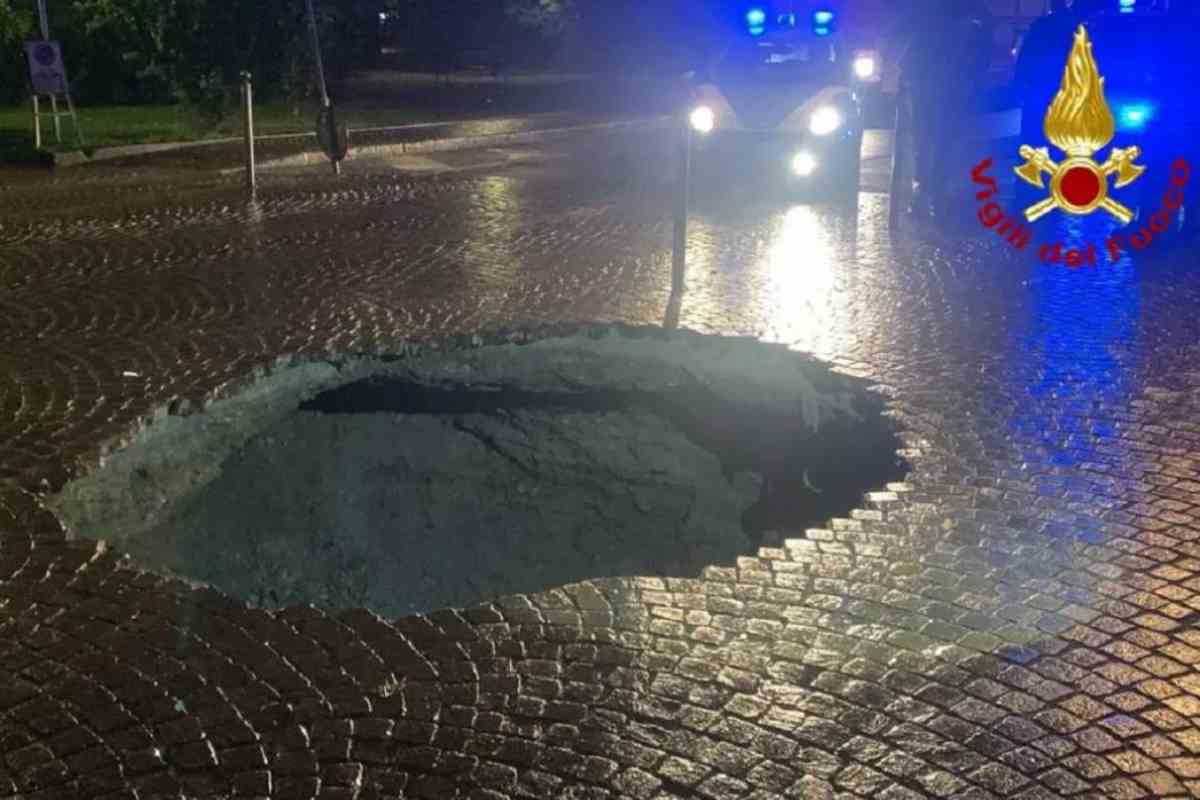 Voragine in via Cadorna a Gorizia