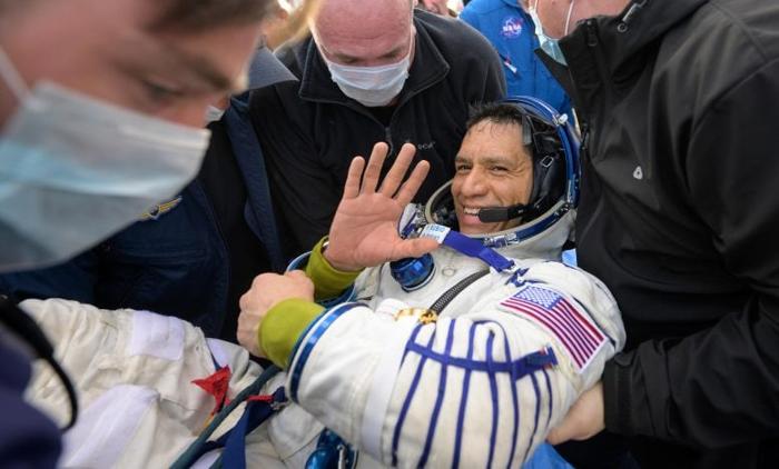 Missione 69 dell'astronauta della NASA Frank Rubio dopo l'atterraggio