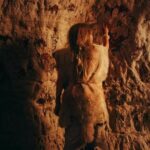 Il Mistero dei Fossili Neandertaliani: Collezionismo Preistorico