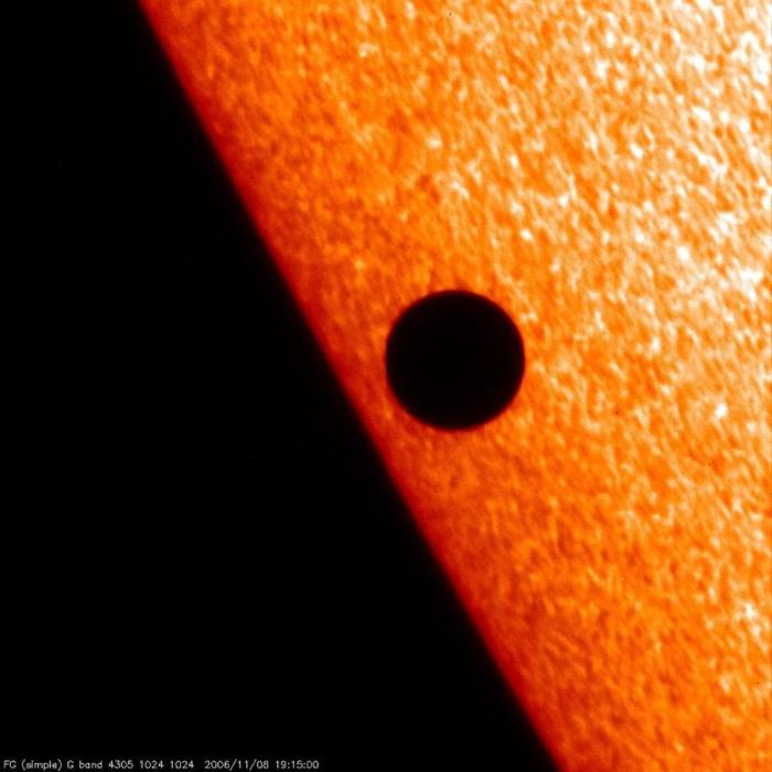 Hinode-Mercury-Transit-Sun-777x777-1-1.jpg