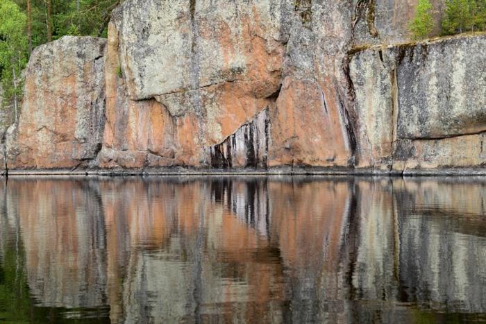 Painted-Rock-of-Keltavuori-in-Southeastern-Finland-777x519-1.jpg