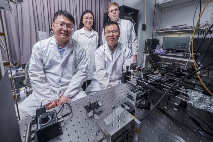 Calcolo quantistico e Fotonica Scienziati della NTU Singapore