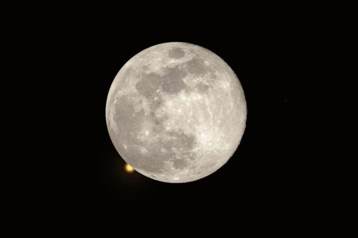 Moon-Mars-Occultation-January-2025-777x518-1-1.jpg