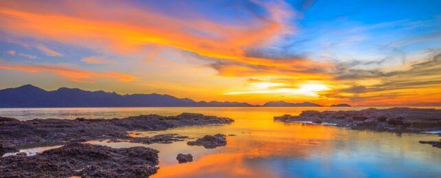 WhyEarthsSkiesAreBlueWithOrangeSunset-642x260-1-1.jpg