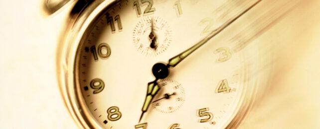 clock_blurring_header-642x260-1-1.jpg