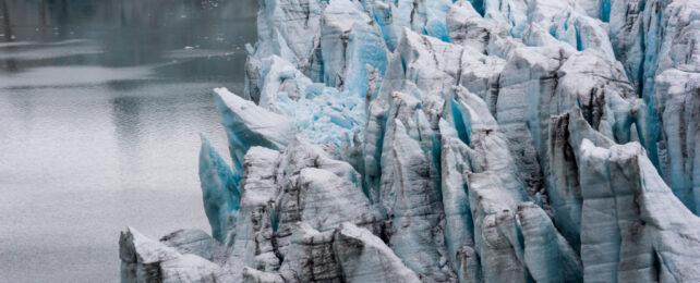 crumbling_greenland_ice_header-642x260-1-1.jpg