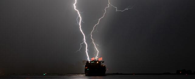 lightning_over_ship_header-642x260-1.jpg